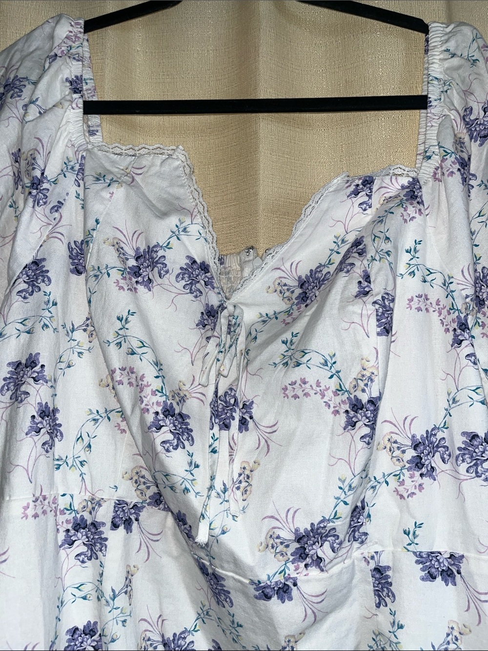 Women’s Scoop White Midi Dress with Purple Floral Print and Puff Sleeves - Picture 5 of 7